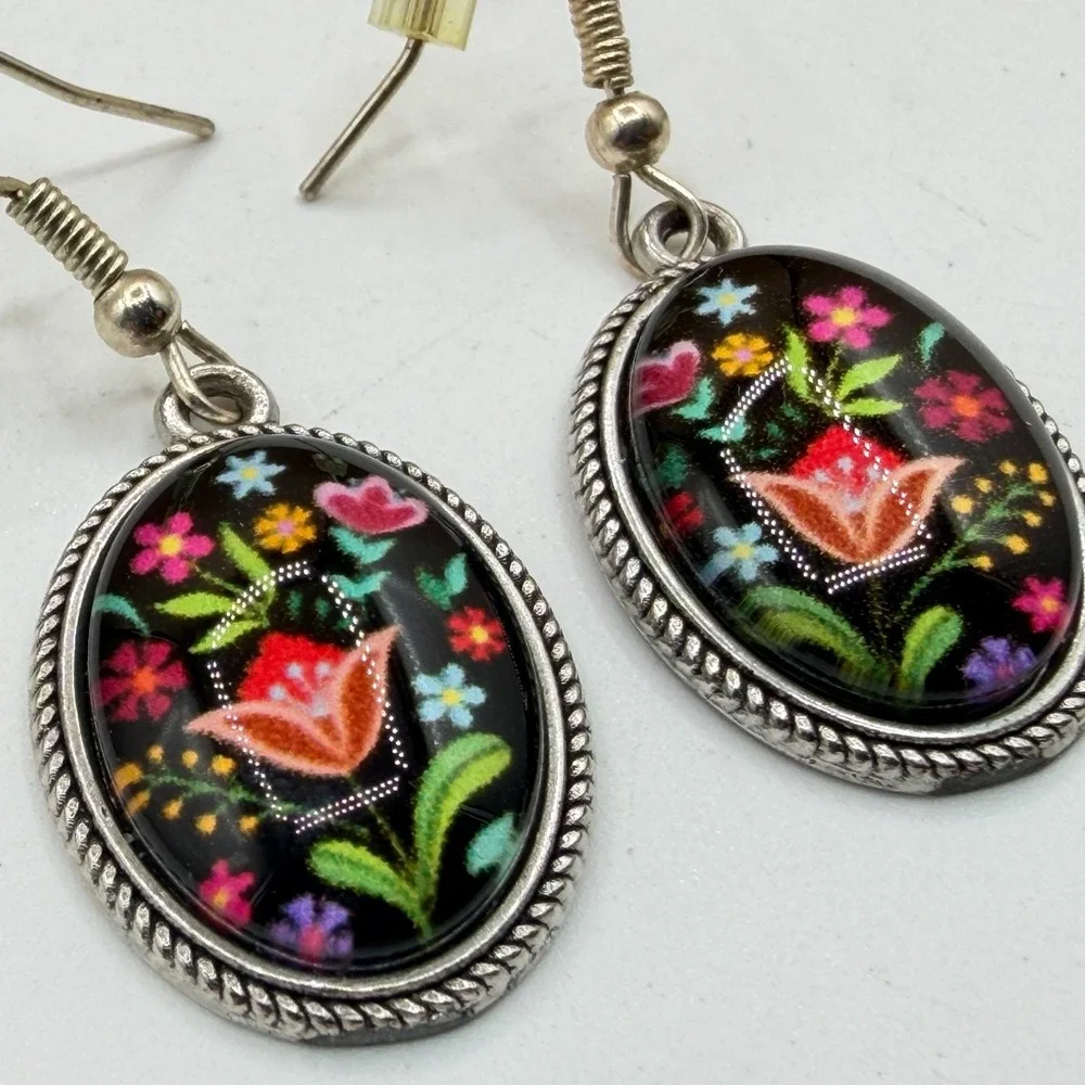 Floral Folk Art Earrings Black Multicolor Flower Oval Silver Tone Dangle Pair